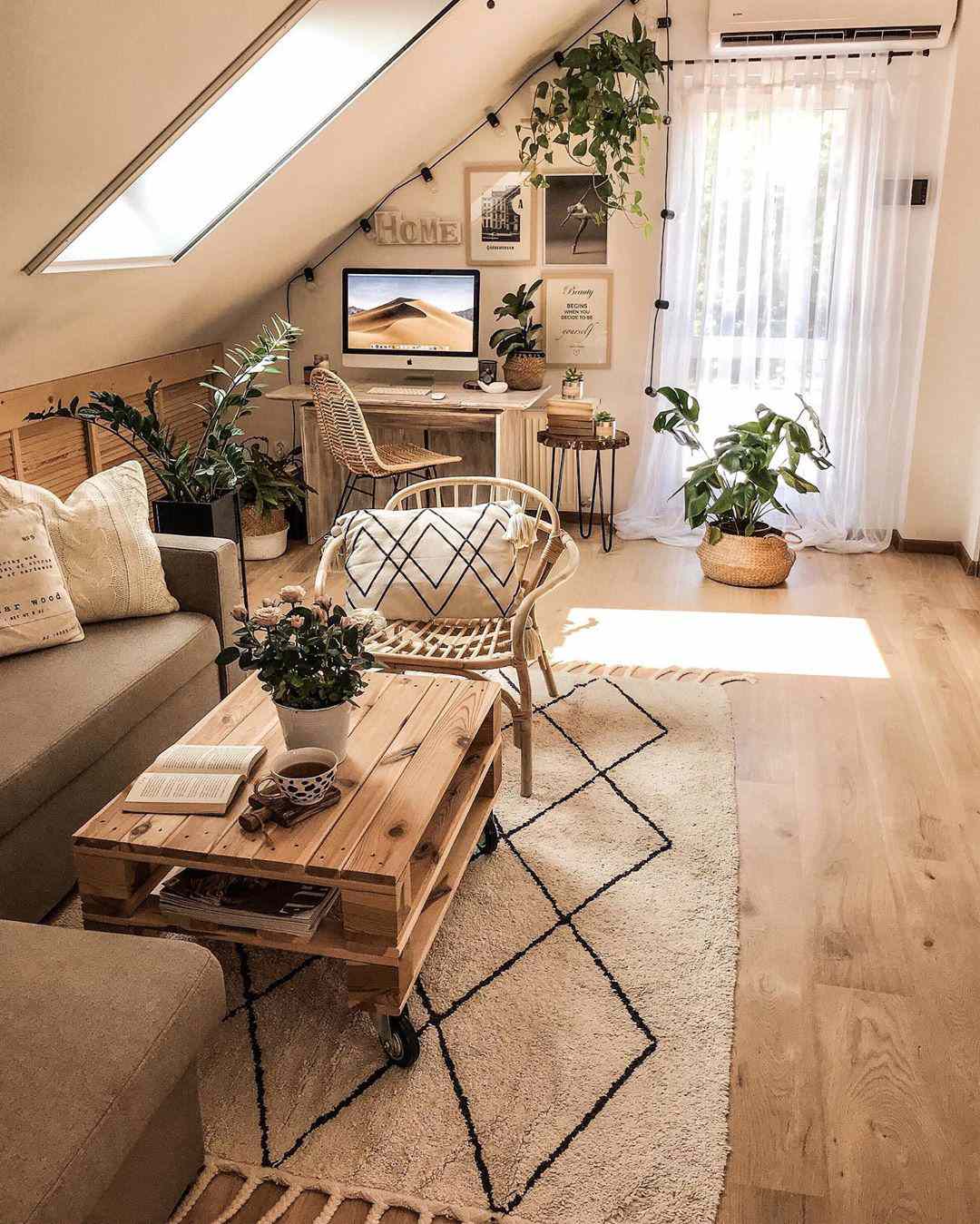The Ultimate Guide to Living Room Decor: Creating a Space You Love